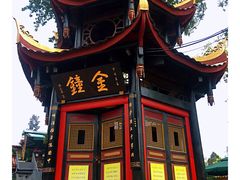 -峨眉山报国寺