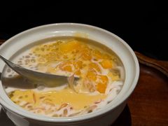 -RUXU入续糖水铺与包(卓悦中心店)