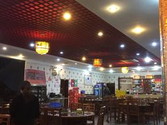 大堂-九尺赵老四鲜鹅肠火锅
