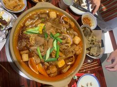 -沙胆彪炭炉牛杂煲(上海日月光广场店)