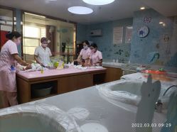 -堃腾月子会所