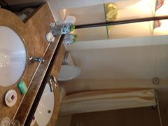 房间真的是很迷你-三亚亚龙湾凯莱仙人掌度假酒店