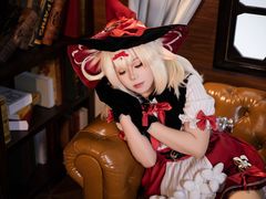 -米游妙妙屋cosplay换装自拍摄影体验馆