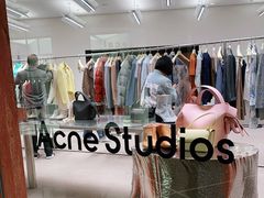 -Acne Studios(芮欧百货店)