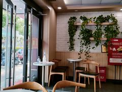 大堂-华莱士·炸鸡汉堡(奥林花园店)