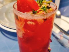 草莓果茶互相依靠-IPSTAR·潮玩星球·主题店