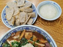 老北京炸灌肠-门框胡同百年卤煮(新街口店)