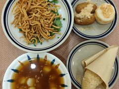 -正南齐北·老街糯米团(洪崖洞店)