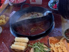 -赵美丽·重庆社区火锅·直营店(火车东站·中豪国际店)