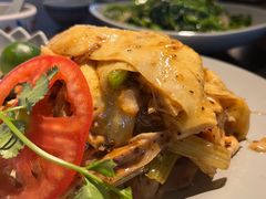 越式盐焗麻油鸡-大头虾越式风味餐厅(光明广场店)