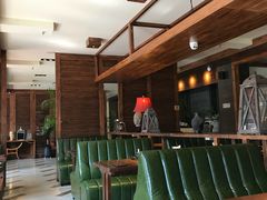 大堂-Local泰莲庭(虹鳟鱼店)