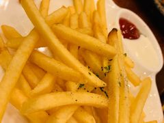 -玛格萝妮比萨屋(四平店)