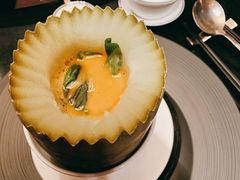 酸辣海鲜冬瓜盅-杭州西子湖四季酒店·金沙厅