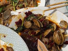 -嗨辣小聚·盘锦河蟹·海鲜烧烤龙虾(盘锦十年好店)