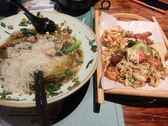 -八月美食小馆(银泰城总店)