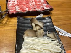 -呷哺呷哺(万达新世界店)