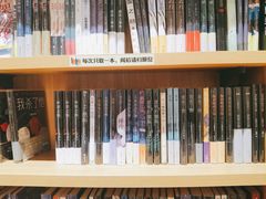 -百新书局(尚悦湾店)