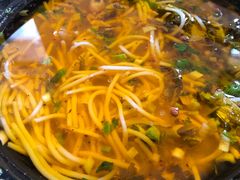 -花溪巷牛肉粉(泉城路店)