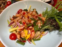 青芒果春虾仁-老滇山寨•云南特色菜•地方菜•民族风情歌舞表演(金碧店)