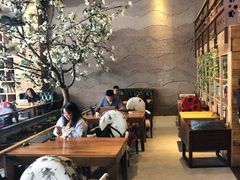 -山有花啡餐厅(常营总店)
