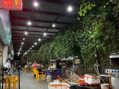 -蚝哥花姐湛江烤生蚝(美丽湾市场店)