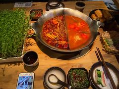 台式麻辣锅-湊湊火锅·茶憩(杭州湖滨银泰in77店)