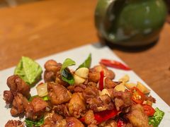 -云海肴·汽锅鸡·云南菜(天山百盛优客店)