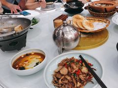 -围龙屋客家食府(福田店)