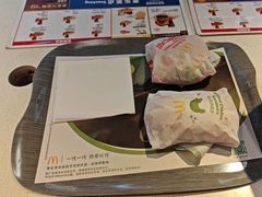 -麦当劳(鄂尔多斯机场店)