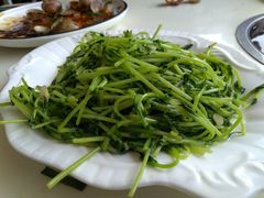 -鑫悦楼煎蟹·16年海鲜大排档