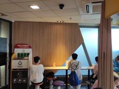 -麦当劳(中山大道中店)