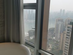 -Ting无边际江景酒店(重庆解放碑云端之眼店)