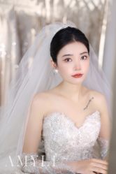 -艾米丽婚纱礼服