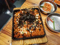 泡菜芝士炒饭-青瓦炭韩潮烤肉(花园道店)