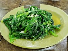 蒜蓉油麦菜-贞姨美食·老字号海鲜大排档