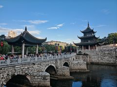 -包整·丝娃娃(一览甲秀楼风景店)