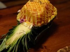 菠萝沙拉-小木屋米酒店总店