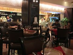-五洲皇冠巴西烤肉餐厅