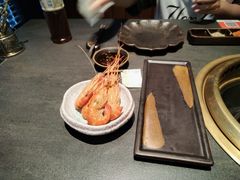 -铭牛烧肉·和牛海鲜自助(高新月牙湖店)