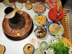 -东镇老火锅(长春路首店)