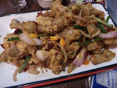 -虾弄弄海派小龙虾·牛羊蝎子火锅