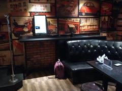 -环球梦主题KTV(曲阳生活购物中心店)