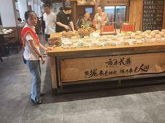 -六合居·明厨亮灶餐厅(成双大道店)
