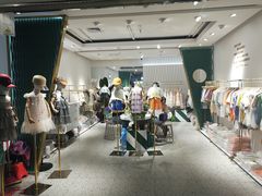 -兴旺欧韩城(上海兴旺国际服饰城店)