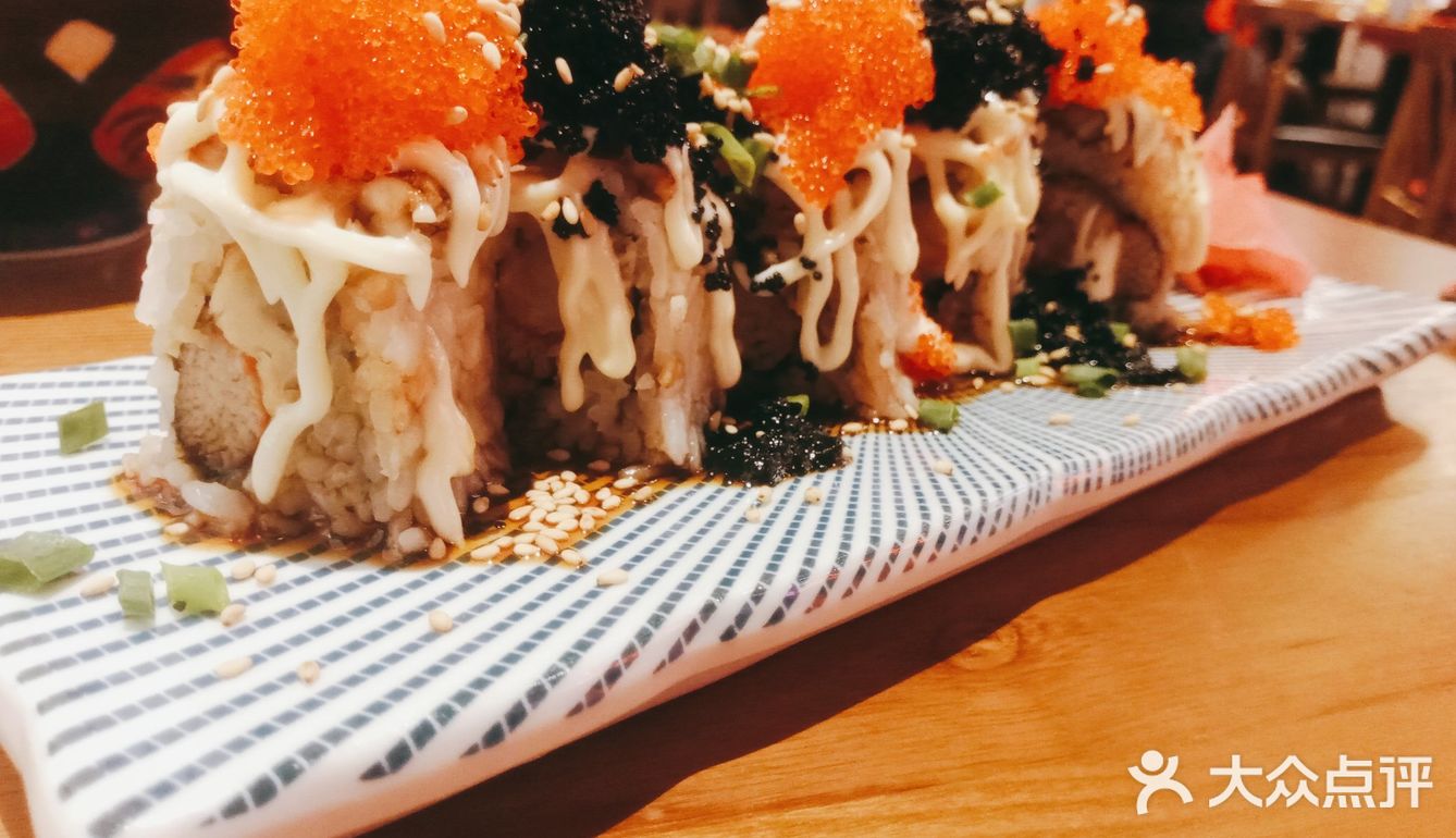 可以来一份大的鳗鱼特别新鲜