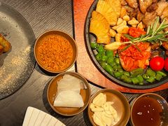 -Fuzzy Bistro 浮几韩餐·茶酒馆