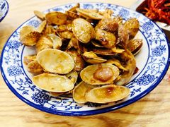 香辣花甲-江城燕子大排档(江汉路步行街店)