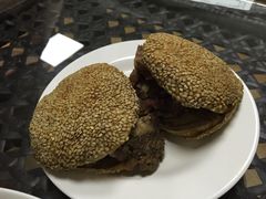 烧饼夹肉-老磁器口豆汁店(天坛店)