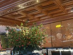 -八府香鸭·啫啫煲(华山路店)