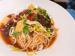 干捞海南粉-闻见中国海南菜(K11店)